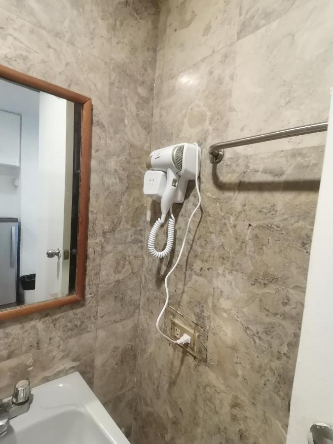 Warm Makati Lejlighedshotel San Pedro Makati Eksteriør billede