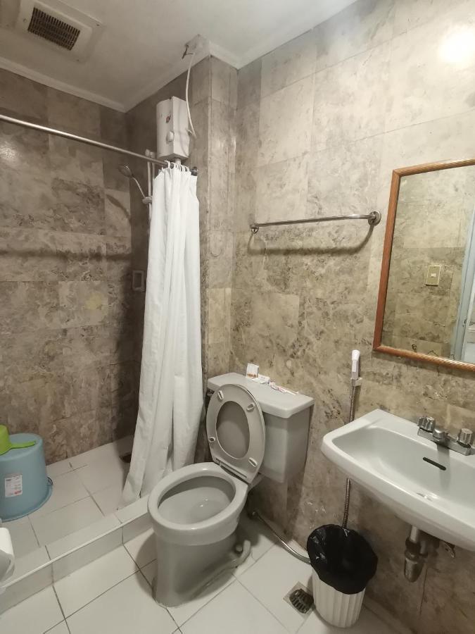 Warm Makati Lejlighedshotel San Pedro Makati Eksteriør billede